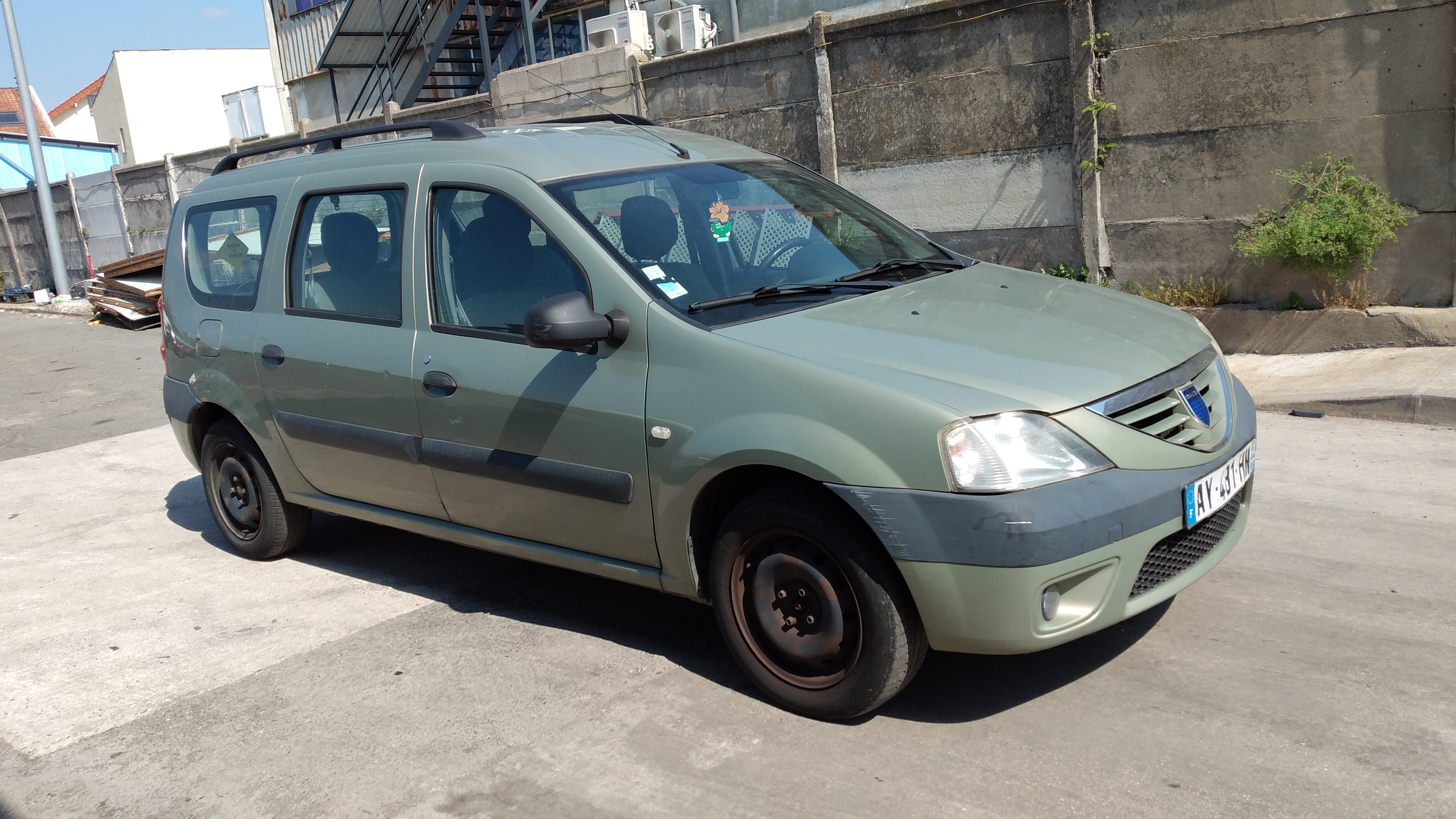 Pare-soleil, Pack complet pour Dacia Logan II