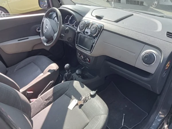 DACIA LODGY Prestige 2013
