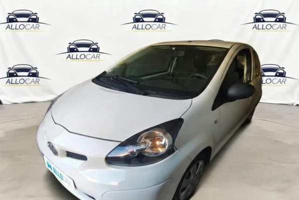 TOYOTA AYGO Confort 2010