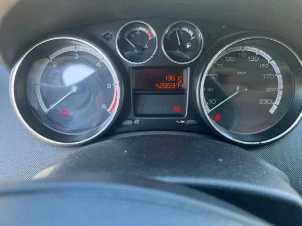 PEUGEOT 308 Féline 2010