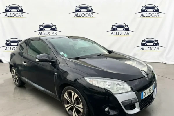 RENAULT MEGANE III COUPE Bose Euro 5 2012
