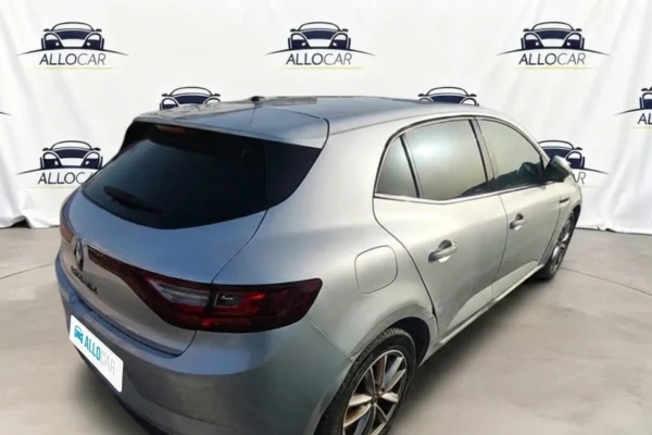 RENAULT MEGANE IV BERLINE Limited 2017