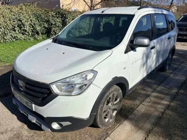 DACIA LODGY Stepway 2016