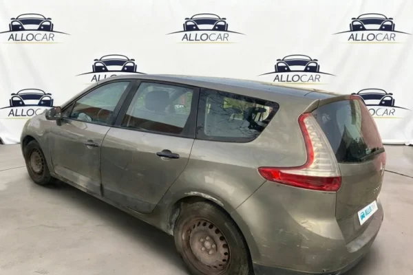 RENAULT SCENIC III Authentique 2009