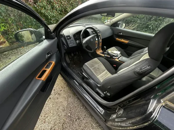 VOLVO C30 BUSINESS Momentum Business 2012