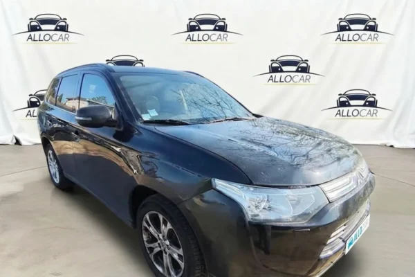 MITSUBISHI OUTLANDER Intense 2013