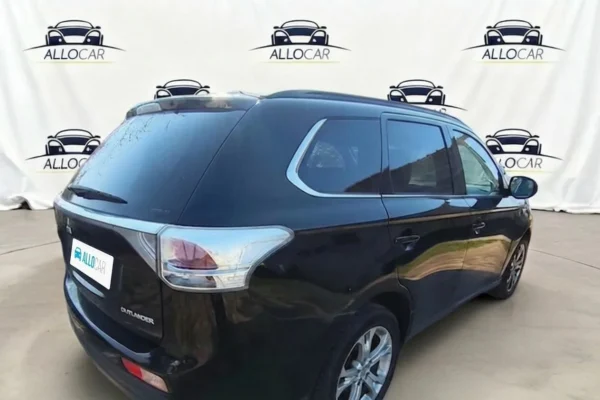 MITSUBISHI OUTLANDER Intense 2013
