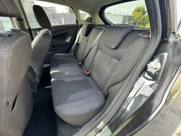 FORD FIESTA Trend 2013