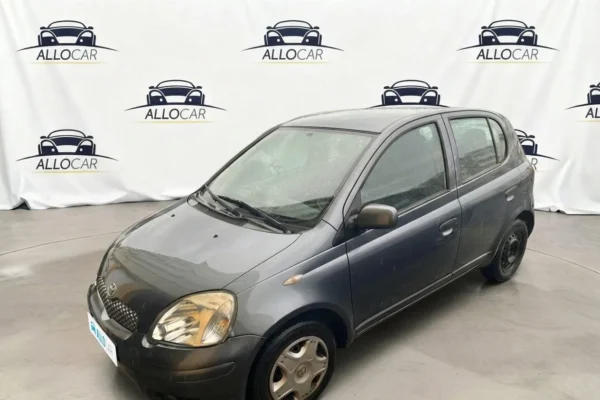 TOYOTA YARIS Creative 2005