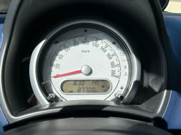 OPEL AGILA Essentia 2012