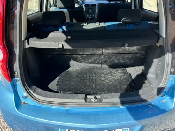 OPEL AGILA Essentia 2012