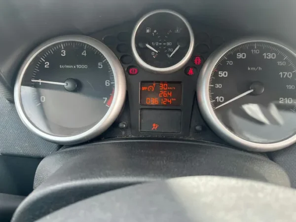 PEUGEOT 207+ 2014