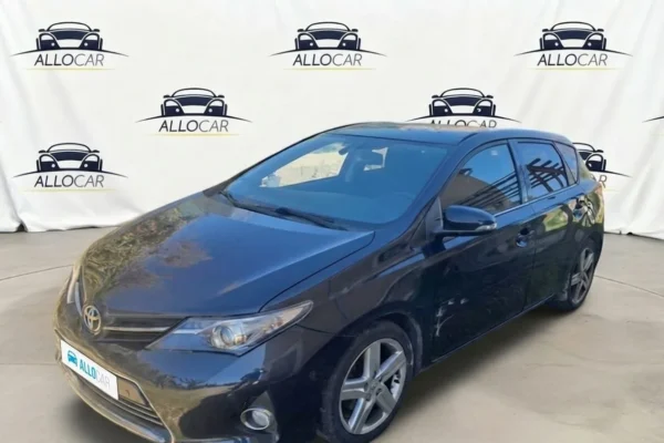 TOYOTA AURIS BUSINESS Business 2013