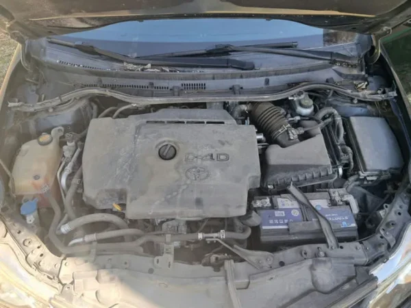 TOYOTA AURIS BUSINESS Business 2013