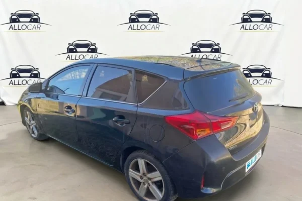 TOYOTA AURIS BUSINESS Business 2013