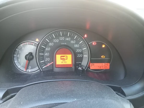 NISSAN MICRA Lolita Lempicka CVT 2014