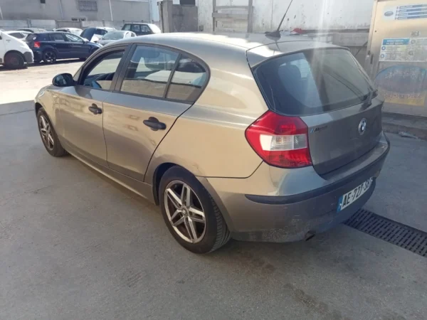 BMW SERIE 1 E87 Première A 2006
