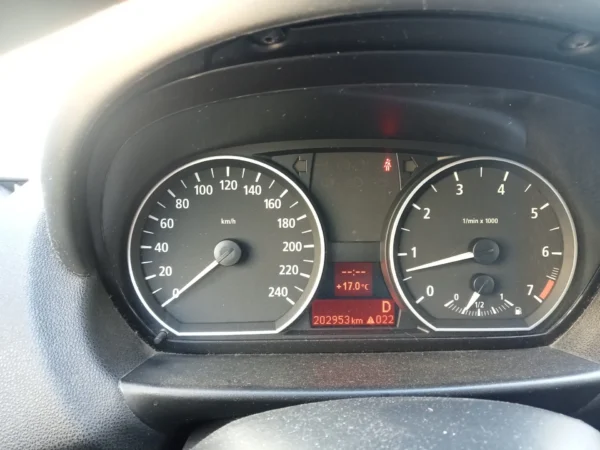 BMW SERIE 1 E87 Première A 2006