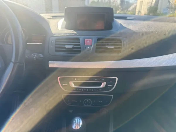 RENAULT MEGANE III ESTATE Dynamique Euro 5 2011