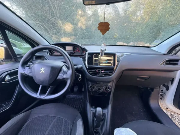 PEUGEOT 208 BUSINESS Business 2014