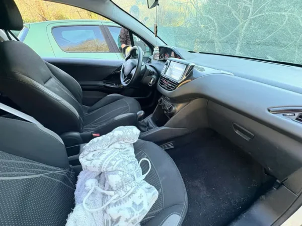 PEUGEOT 208 BUSINESS Business 2014