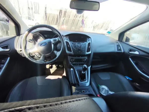 FORD FOCUS Titanium 2013