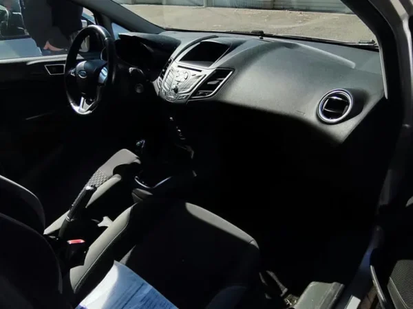 FORD FIESTA Titanium 2015