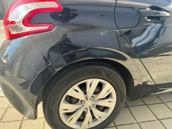 PEUGEOT 208 BUSINESS Business 2013