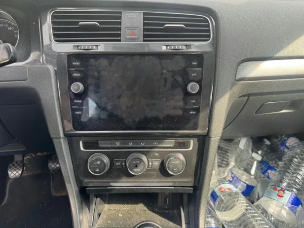 VOLKSWAGEN GOLF Carat 2017