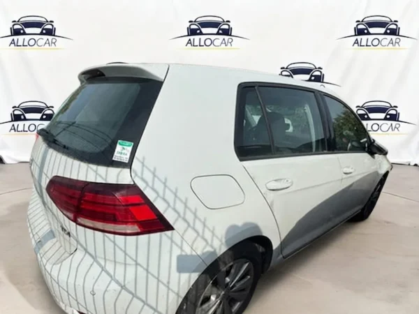 VOLKSWAGEN GOLF Carat 2017