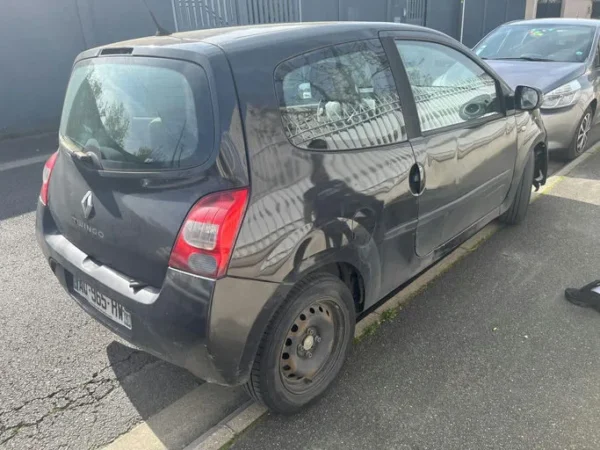 RENAULT TWINGO II Initiale 2010
