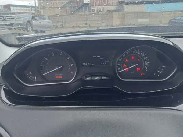 PEUGEOT 208 Active 2016