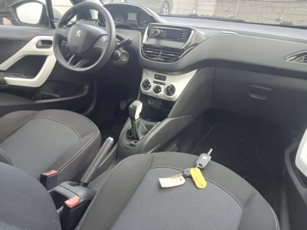 PEUGEOT 208 Active 2016