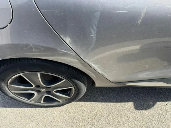 RENAULT CLIO IV ESTATE SL Limited 2016