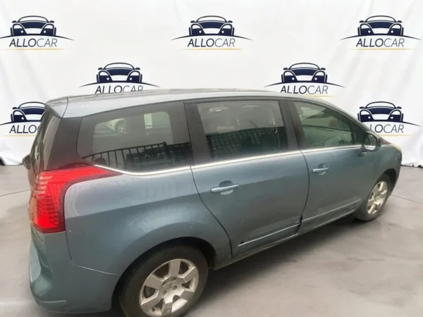 PEUGEOT 5008 Premium 5pl 2010