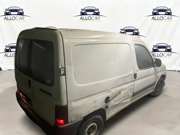PEUGEOT PARTNER FGN STANDARD 2001