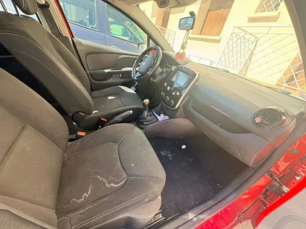 RENAULT CLIO IV ESTATE SL Limited 2016