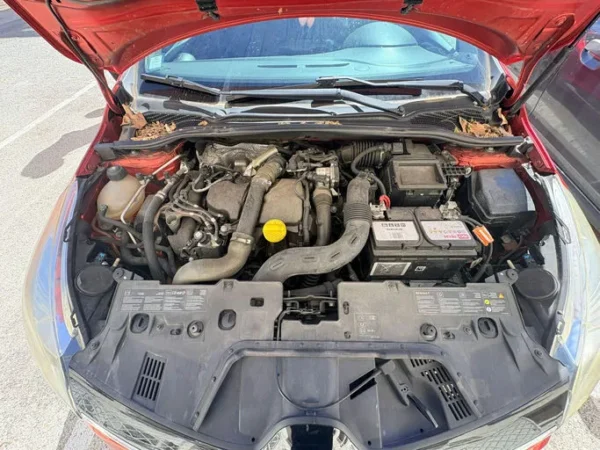 RENAULT CLIO IV ESTATE SL Limited 2016