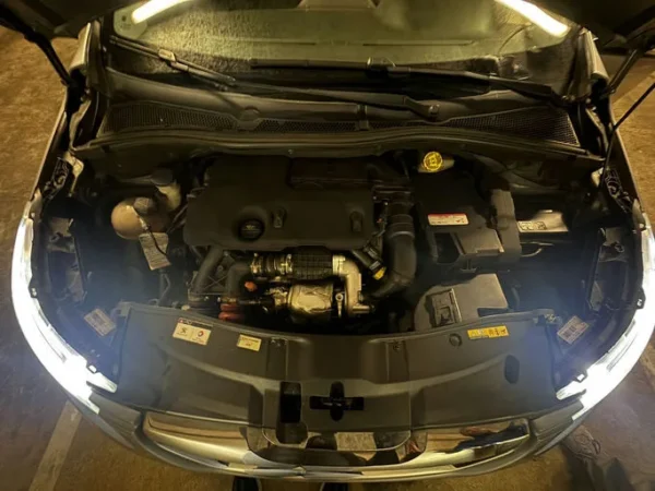 PEUGEOT 2008 Active 2015