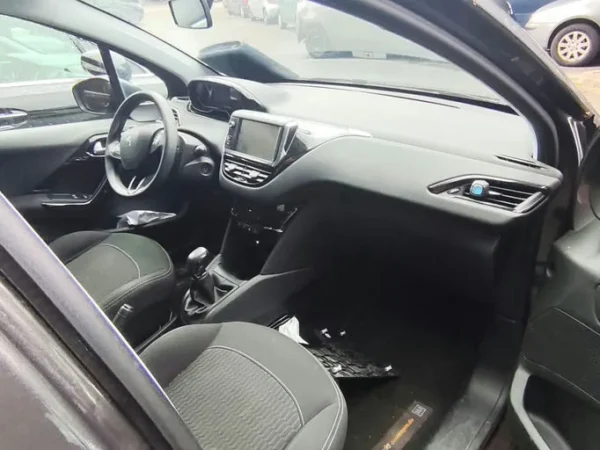 PEUGEOT 208 Active 2017