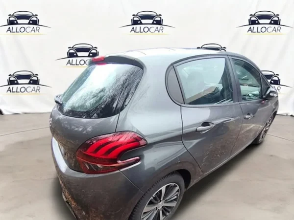 PEUGEOT 208 Active 2017