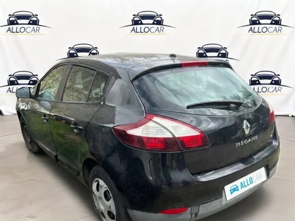 RENAULT MEGANE III BERLINE Life E6 2015