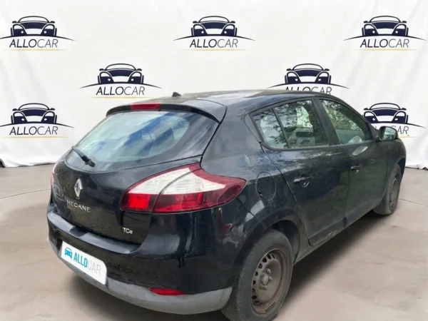 RENAULT MEGANE III BERLINE Life E6 2015