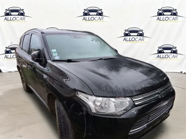 MITSUBISHI OUTLANDER Intense 2014