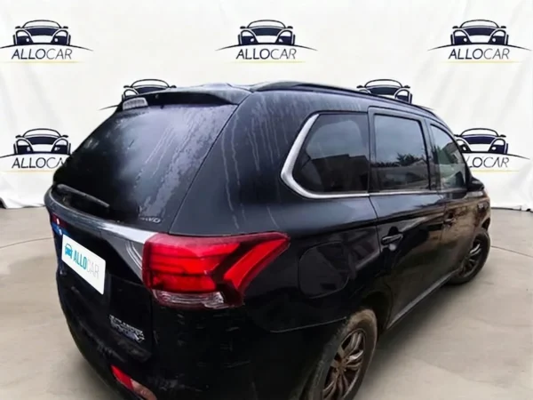 MITSUBISHI OUTLANDER Intense 2014