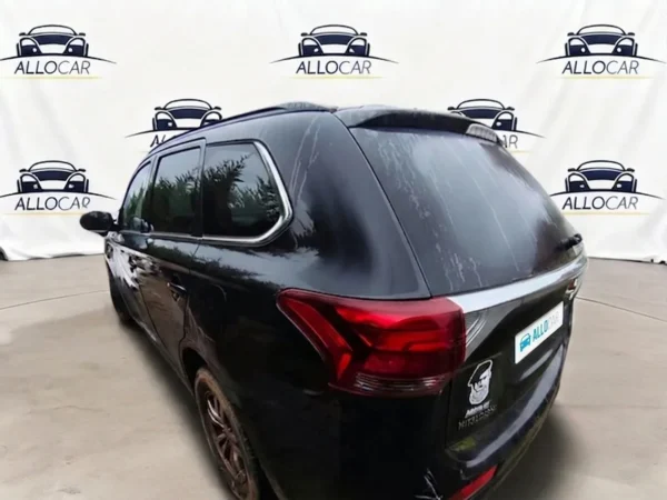 MITSUBISHI OUTLANDER Intense 2014