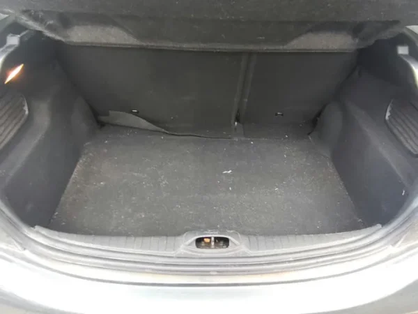 PEUGEOT 208 Style 2017