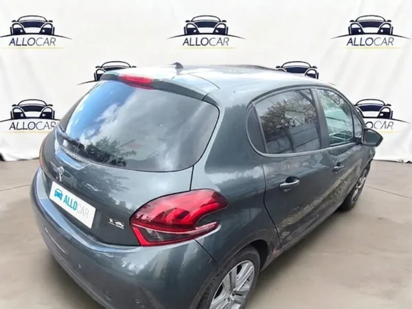 PEUGEOT 208 Style 2017