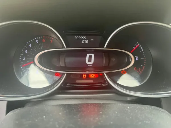 RENAULT CLIO IV Zen 2016