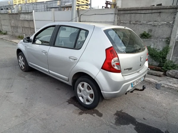 DACIA SANDERO Lauréate 2010